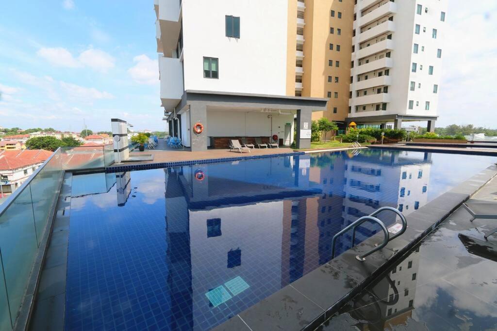Pd D'Wharf Amazing Seaview Suite 9 Порт-Диксон Экстерьер фото